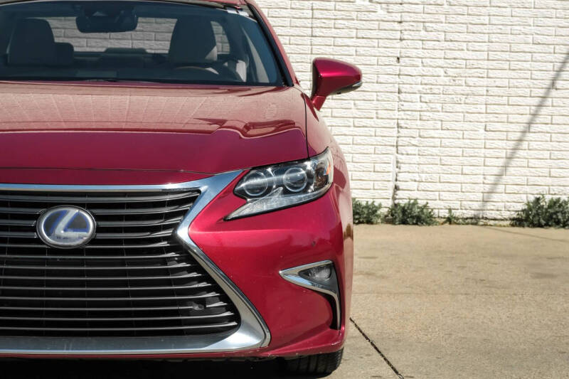 2018 Lexus ES 300h
