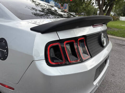 2014 Ford Mustang V6 Premium