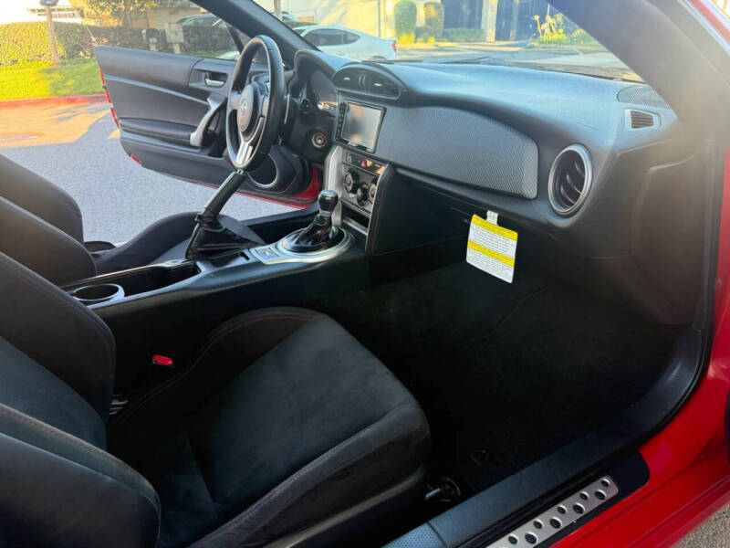 2016 Scion FR-S