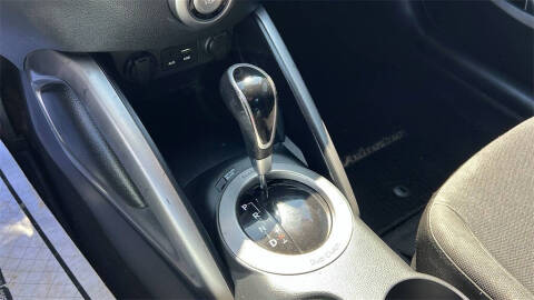 2017 Hyundai Veloster Value Edition