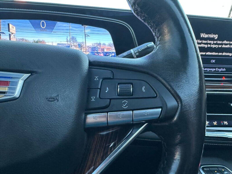 2022 Cadillac Escalade ESV Premium Luxury