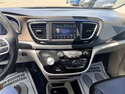2018 Chrysler Pacifica Touring L