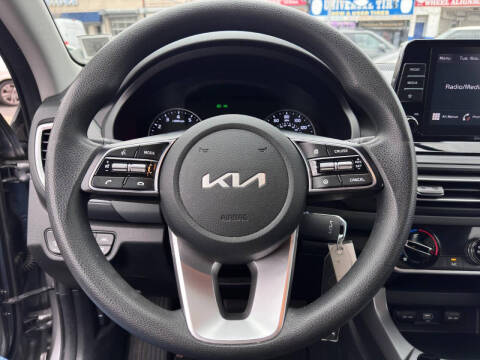 2023 Kia Seltos LX