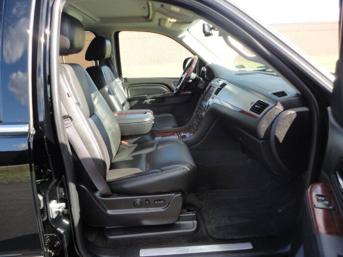 2014 Cadillac Escalade ESV Luxury