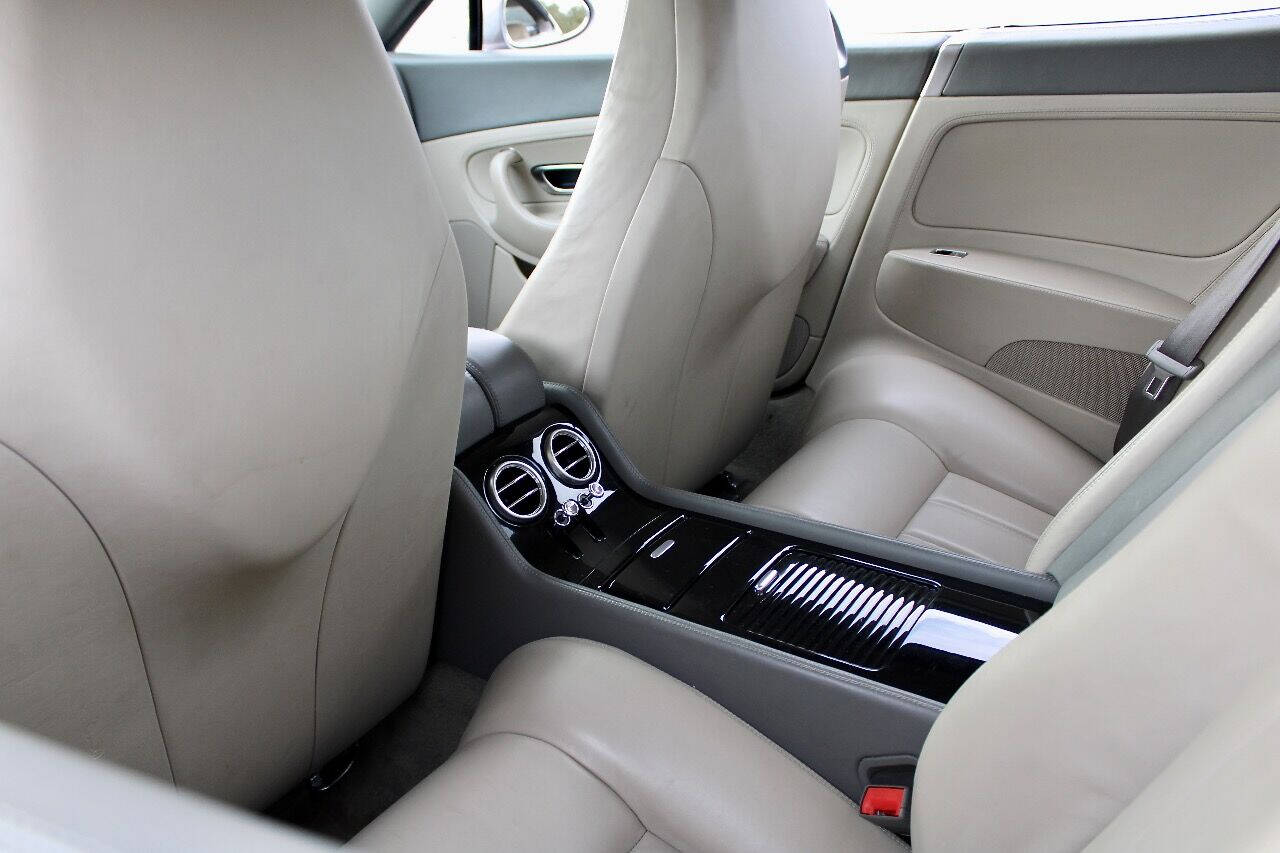 2007 Bentley Continental 39