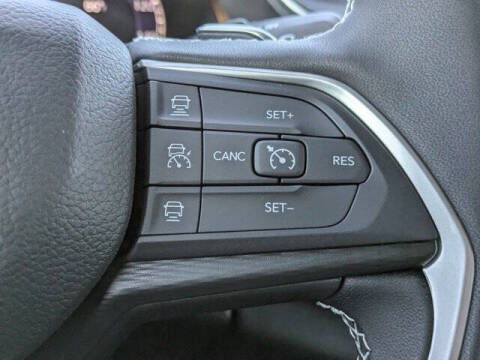 2025 Jeep Grand Cherokee Laredo X