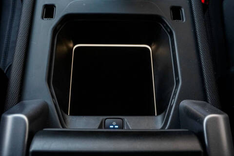 2024 Land Rover Defender 110 V8 P525 Carpathian Edition