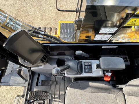 2025 Caterpillar 305.5 E2 CR