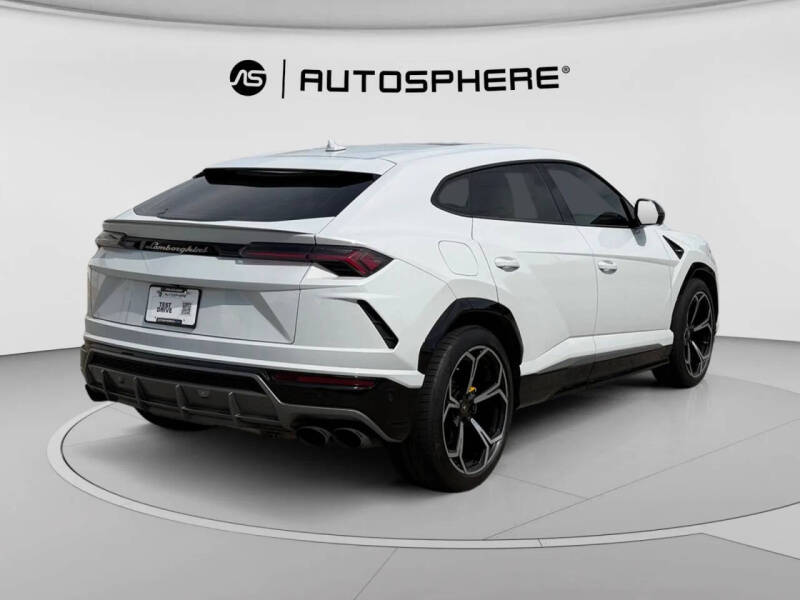2019 Lamborghini Urus
