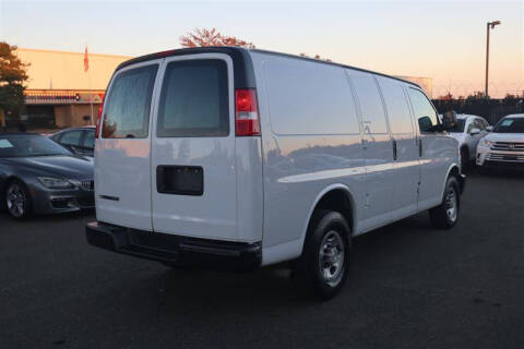 2018 Chevrolet Express 2500