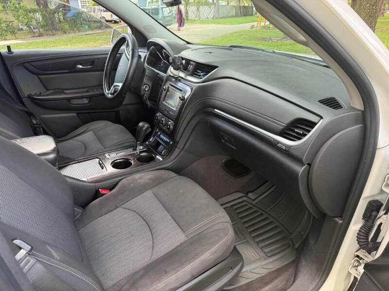 2015 Chevrolet Traverse LT