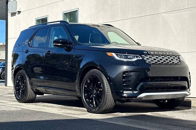 2026 Land Rover Discovery P360 Tempest Edition