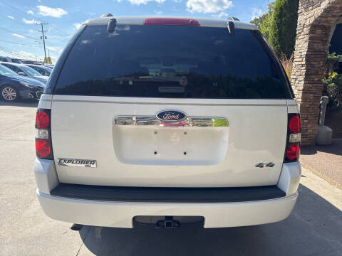 2010 Ford Explorer XLT