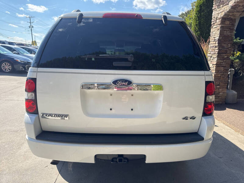 2010 Ford Explorer XLT