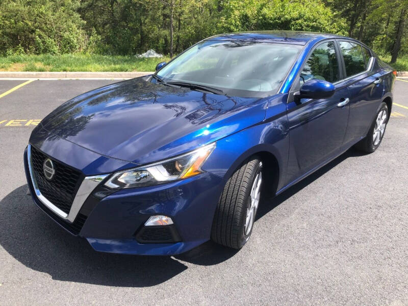 2020 Nissan Altima for sale at Best Auto Group in Chantilly VA