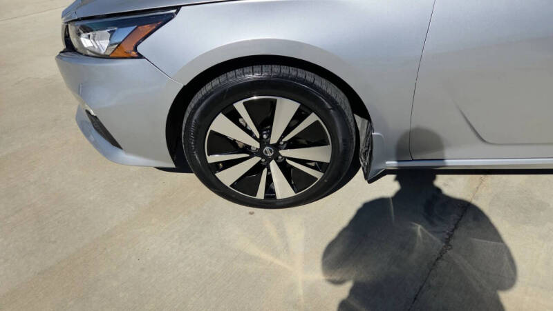 2021 Nissan Altima 2.5 SV