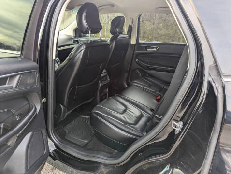 2017 Ford Edge Titanium