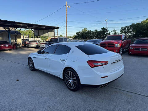 2016 Maserati Ghibli