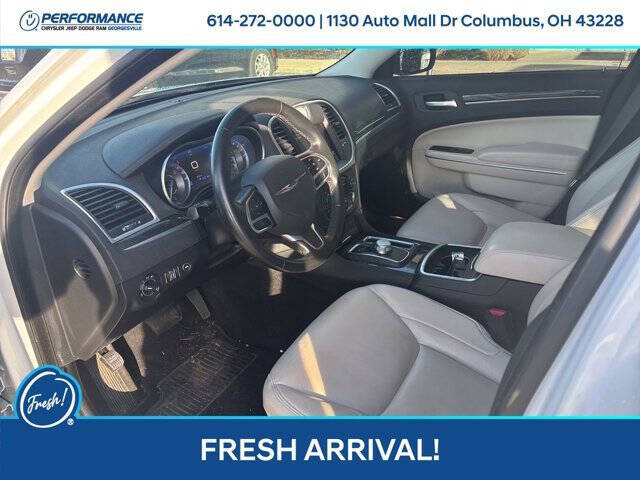 2019 Chrysler 300 Touring