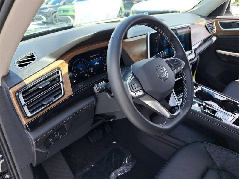 2025 Volkswagen Atlas SE 4Motion