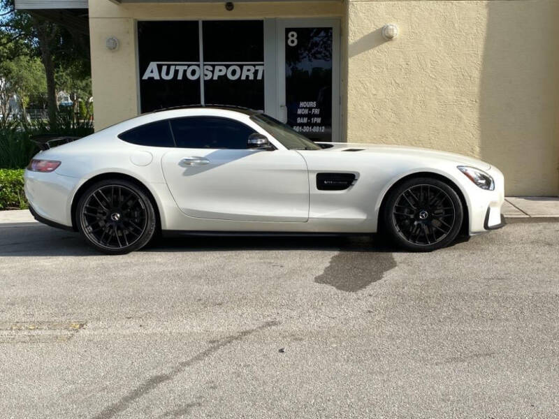2017 Mercedes-Benz AMG GT