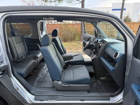 2005 Honda Element LX