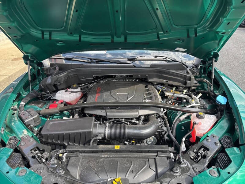 2025 Alfa Romeo Stelvio Intensa