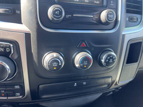 2020 RAM 1500 Classic SLT