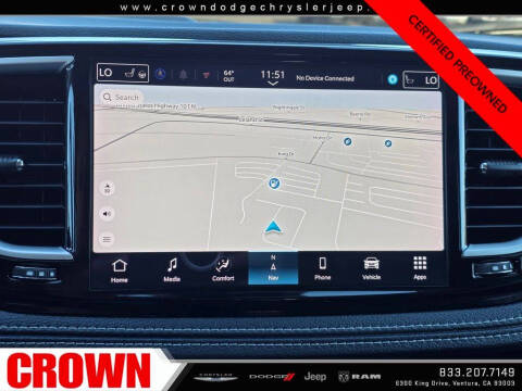 2024 Chrysler Pacifica Plug-In Hybrid Select