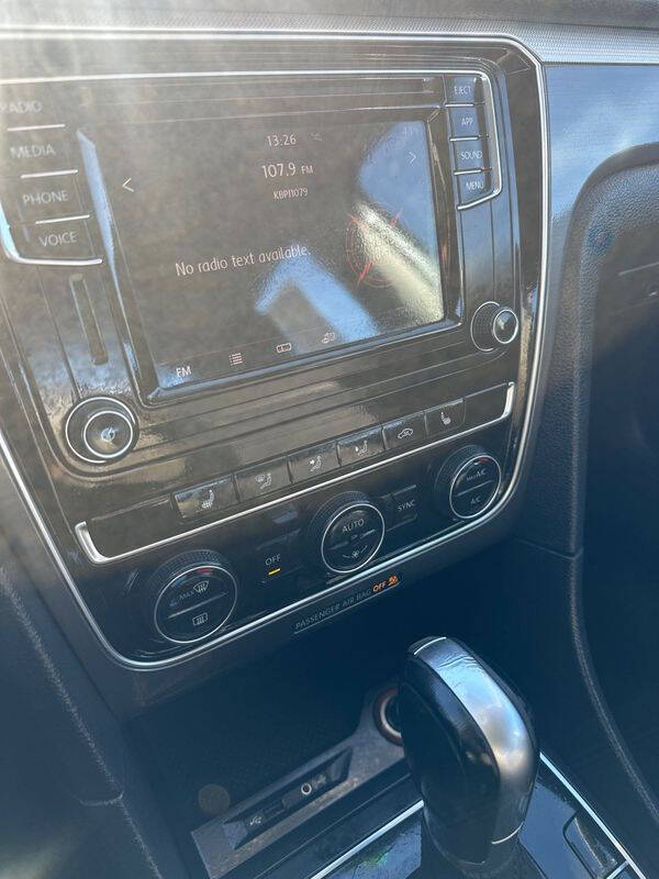 2018 Volkswagen Passat 2.0T S