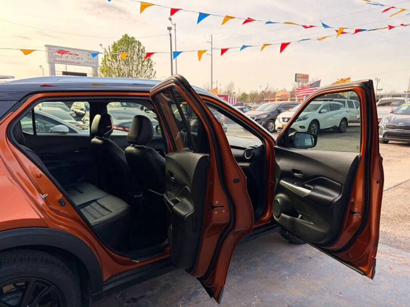 2019 Nissan Kicks S