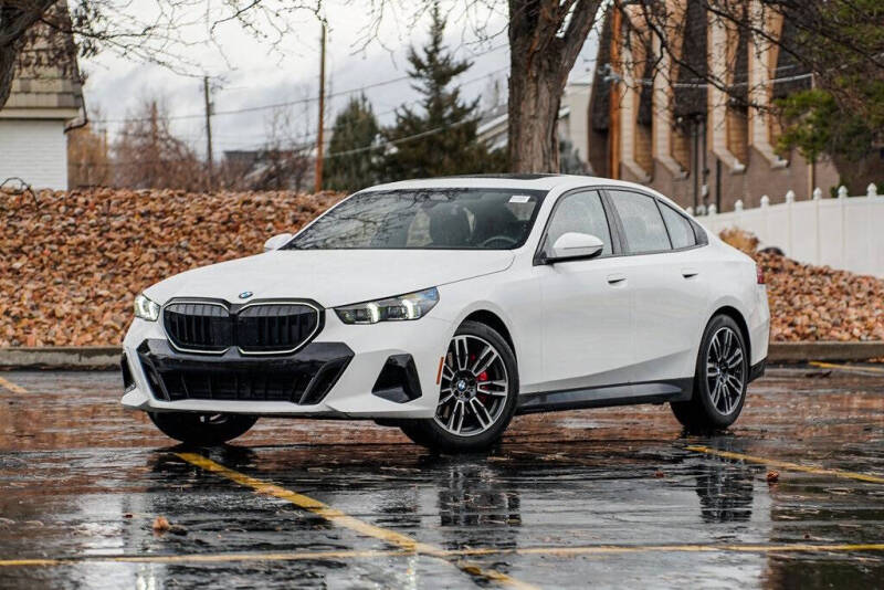 2025 BMW 5 Series 530i xDrive