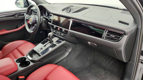 2023 Porsche Macan S