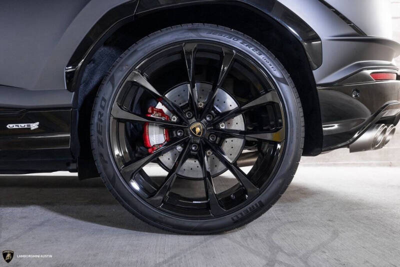 2024 Lamborghini Urus S