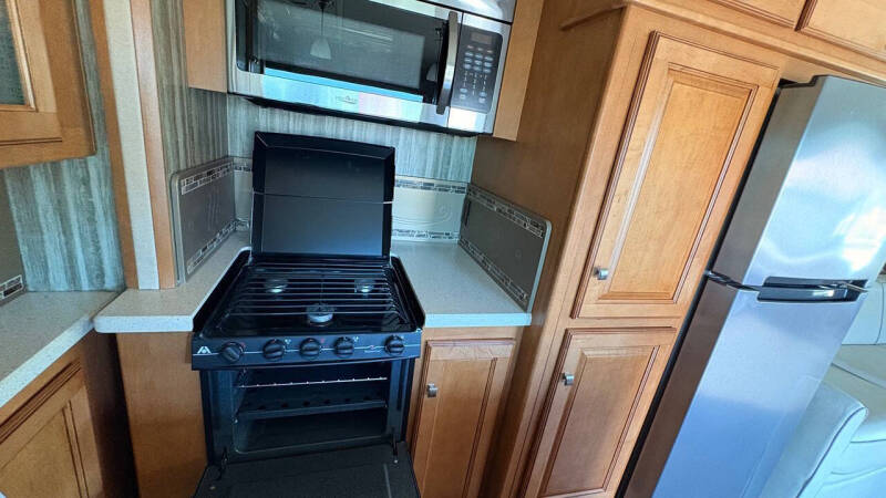 2015 Winnebago Vista