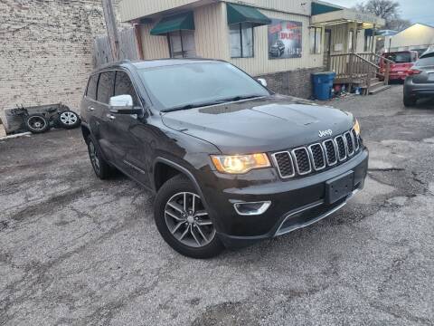 2018 Jeep Grand Cherokee for sale at Some Auto Sales in Hammond IN