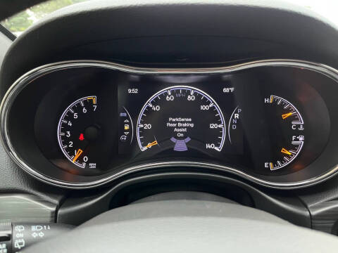 2019 Jeep Grand Cherokee Laredo