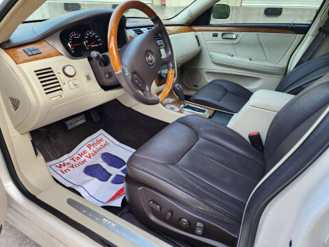 2011 Cadillac DTS Platinum Collection