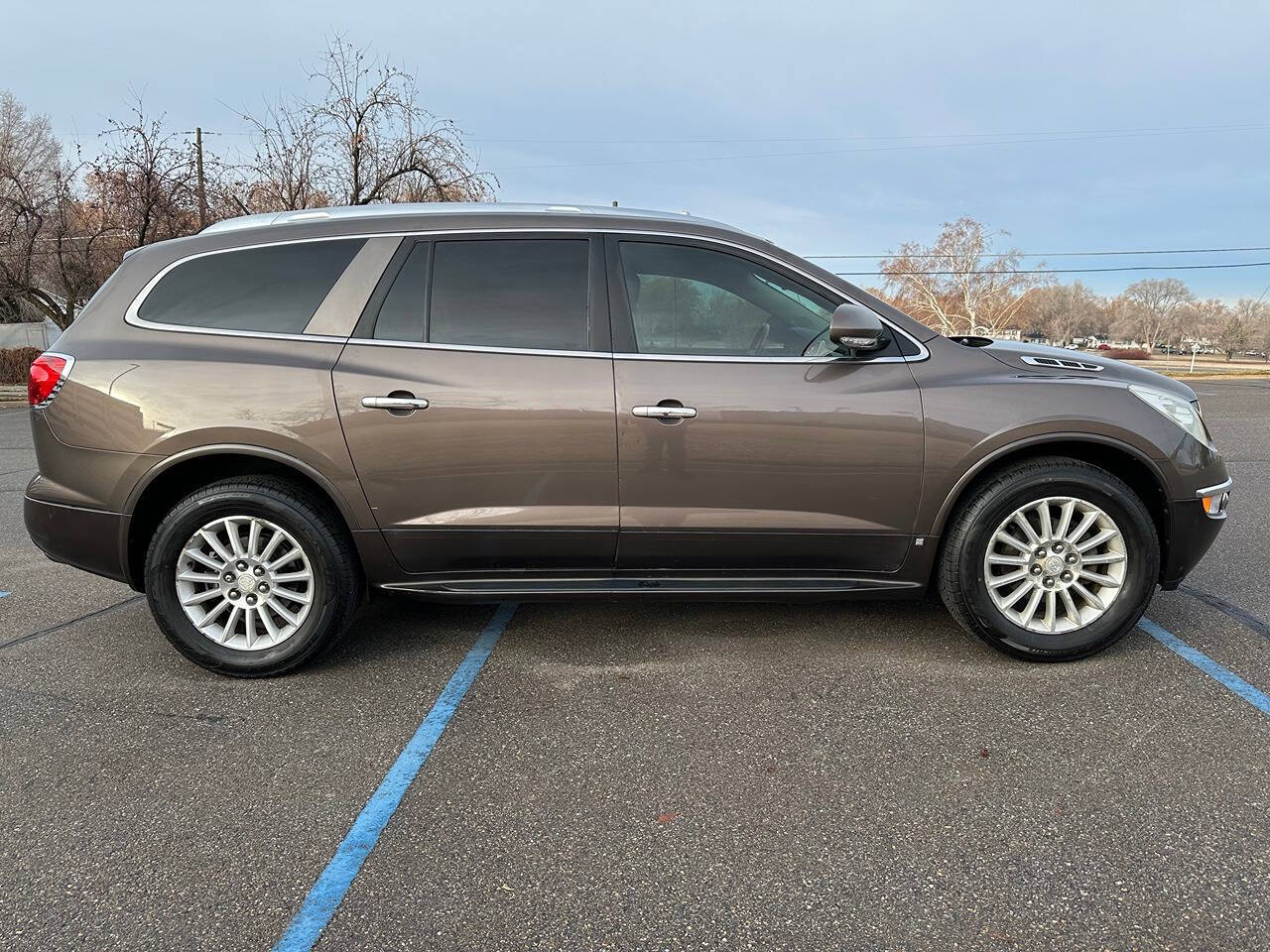 2009 Buick Enclave for sale at DRIVE N BUY AUTO SALES in OGDEN, UT