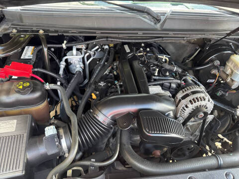 2012 Cadillac Escalade Luxury