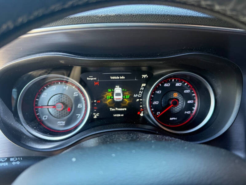 2016 Dodge Charger SE