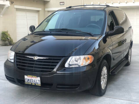 2005 Chrysler Town and Country for sale at JENIN MOTORS in San Leandro CA