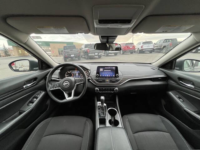 2024 Nissan Altima 2.5 SV