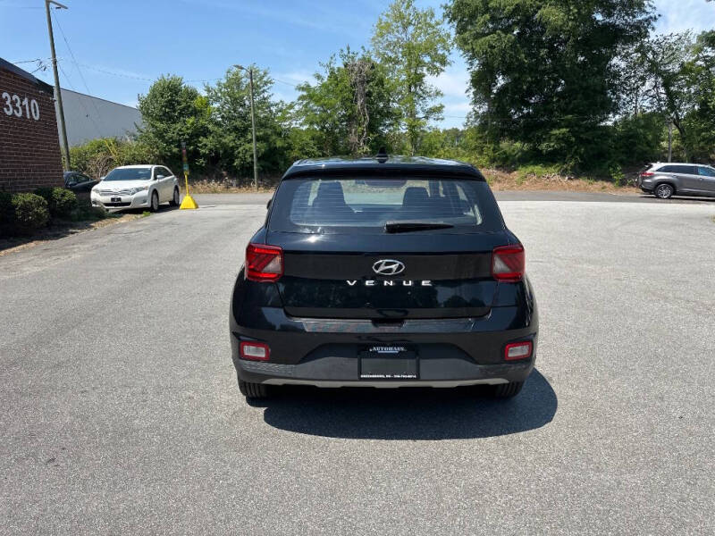 2021 Hyundai Venue SE