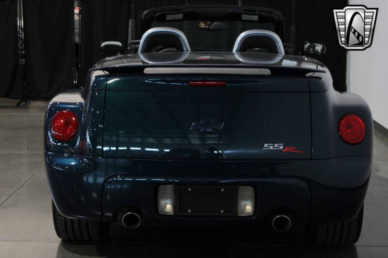 2005 Chevrolet SSR LS