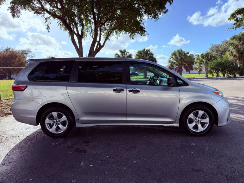 2020 Toyota Sienna L 7-Passenger