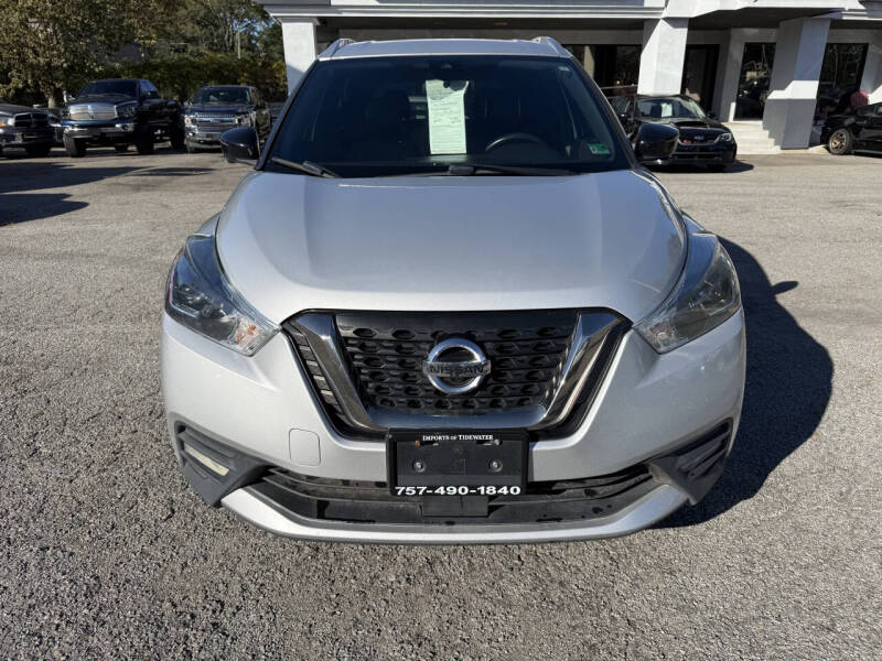 2020 Nissan Kicks SR