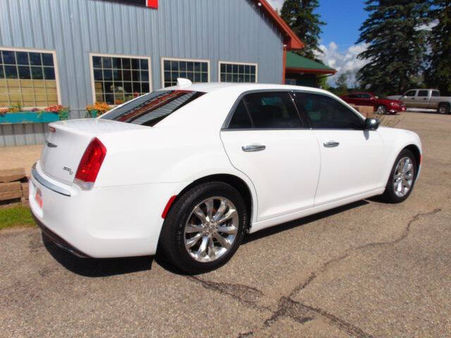 2016 Chrysler 300 C
