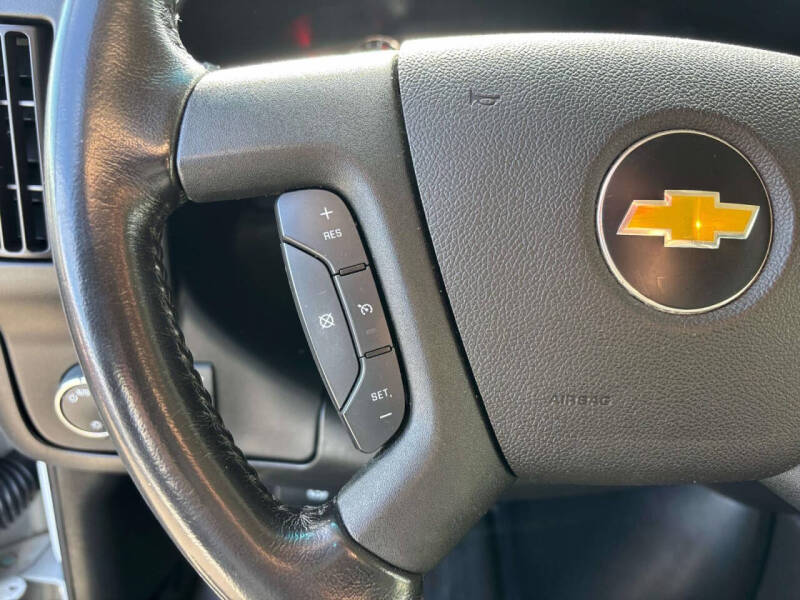 2021 Chevrolet Express 2500