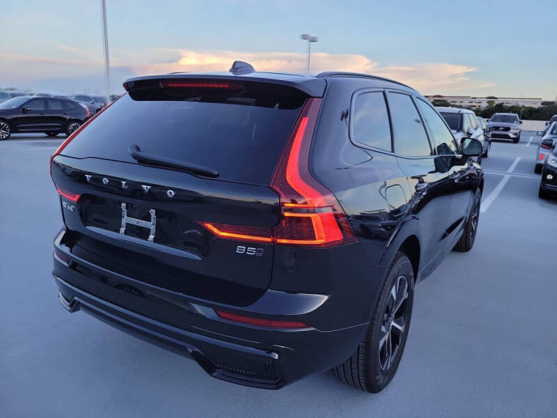 2026 Volvo XC60 B5 Core